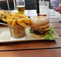 Whale  Ale - Accommodation Redcliffe
