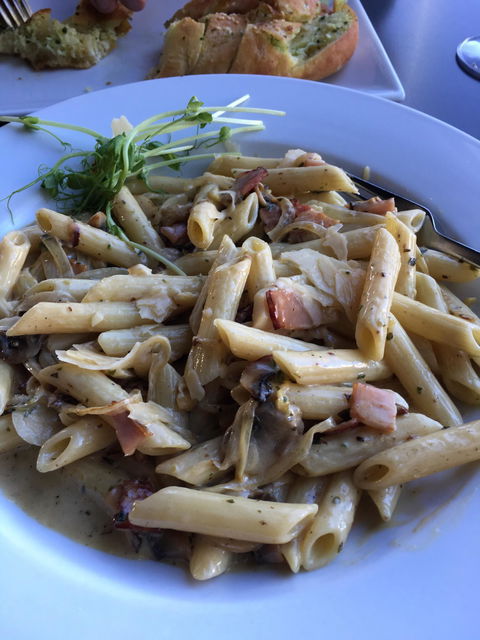 C15 Espresso - Accommodation Redcliffe 4