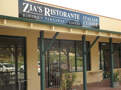 Zia's Ristorante - Accommodation Redcliffe 0