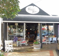 The Ragged Robin - Accommodation Redcliffe