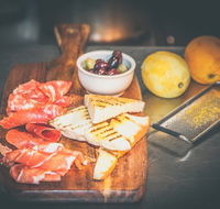 Cafe Lune - Accommodation Redcliffe