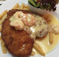 The Colonnades Tavern - Accommodation Redcliffe
