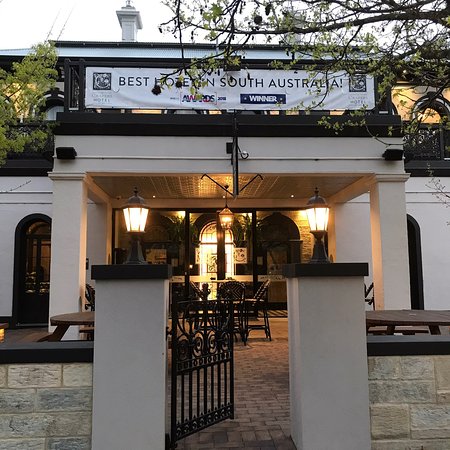 The Crafers Hotel - Accommodation Redcliffe 0