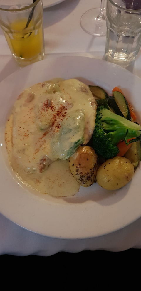 La Trattoria - Accommodation Redcliffe 6