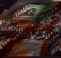 Fiddlers Green Irish Bar - Accommodation Redcliffe