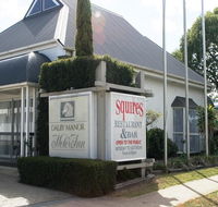 Squires A La Carte - Accommodation Redcliffe
