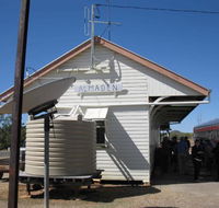 Railway Hotel Almaden - Accommodation Redcliffe