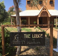 The Lodge on Hawthorn - Accommodation Redcliffe