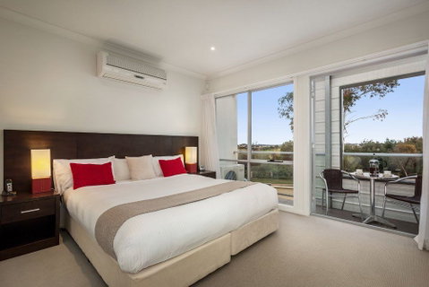 Quest Sanctuary Lakes - Accommodation Redcliffe 1