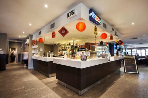 Nightcap at Ashley Hotel - Accommodation Redcliffe 3