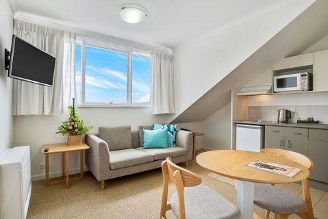 Williamstown Residences - Accommodation Redcliffe 9