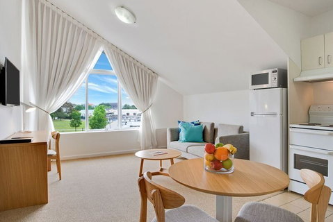 Williamstown Residences - Accommodation Redcliffe 16