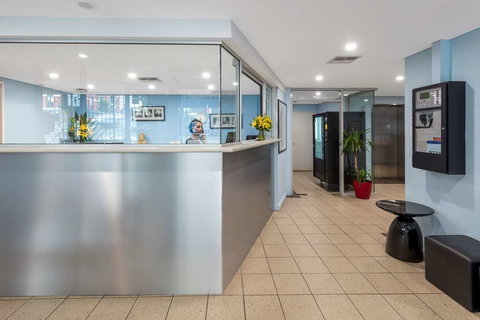Nesuto Chippendale Sydney Apt Hotel - Accommodation Redcliffe 1