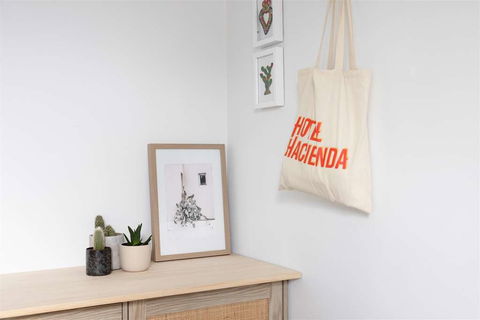 Hotel Hacienda - Accommodation Redcliffe 10