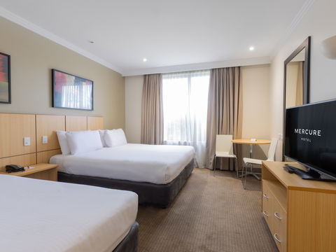 Mercure Brisbane Garden City - Accommodation Redcliffe 7