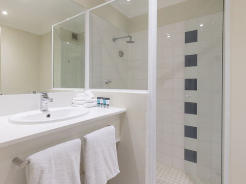 Mercure Brisbane Garden City - Accommodation Redcliffe 10