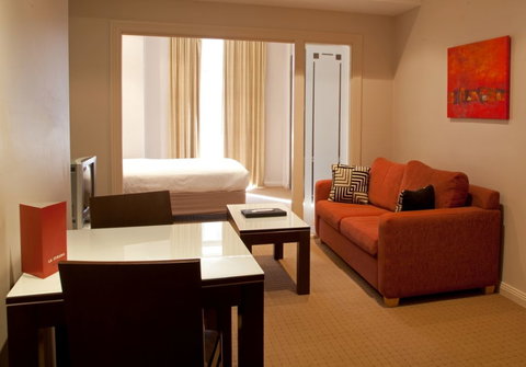 Quality Apartments Adelaide Central - Accommodation Redcliffe 1