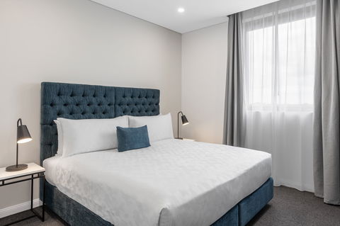 Meriton Suites Sydney Airport - Accommodation Redcliffe 14