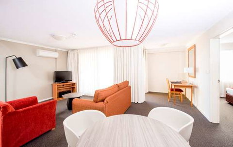 Mantra on Northbourne - Accommodation Redcliffe 1
