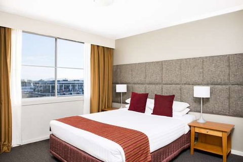 Mantra on Northbourne - Accommodation Redcliffe 3
