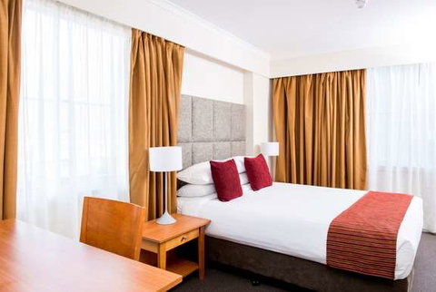 Mantra on Northbourne - Accommodation Redcliffe 9