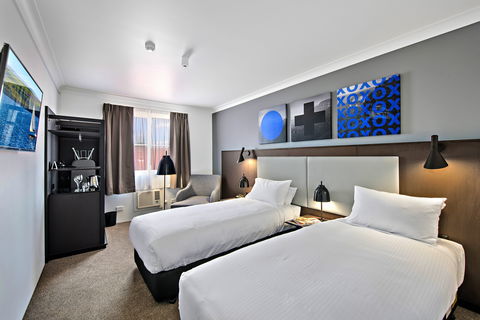 Quality Hotel CKS Sydney Airport - Accommodation Redcliffe 2