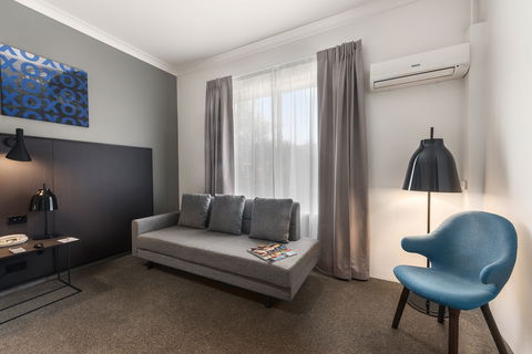 Quality Hotel CKS Sydney Airport - Accommodation Redcliffe 4