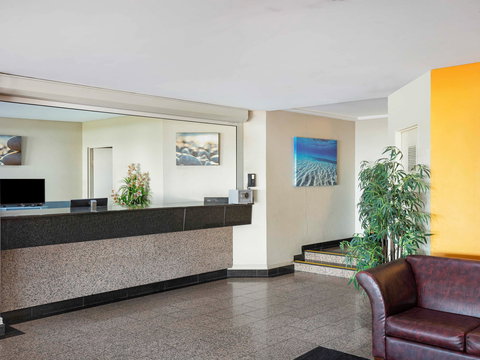 Breakfree Imperial Surf - Accommodation Redcliffe 2