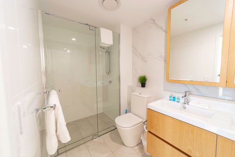 Arise Brisbane One - Accommodation Redcliffe 4