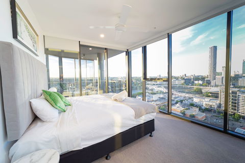 Arise Brisbane One - Accommodation Redcliffe 5