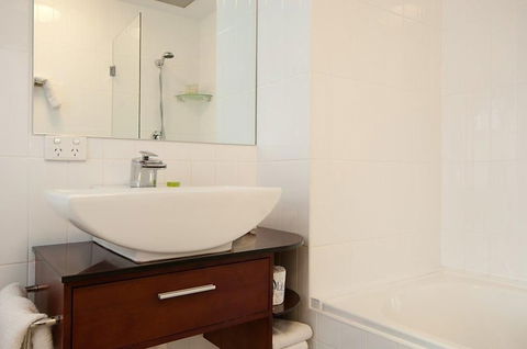 Adabco Boutique Hotel - Accommodation Redcliffe 6