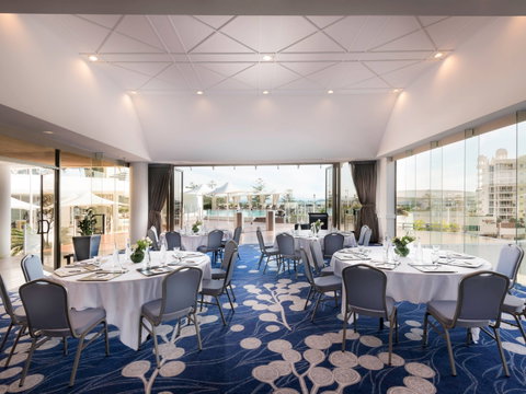 Sofitel Gold Coast - Accommodation Redcliffe 9