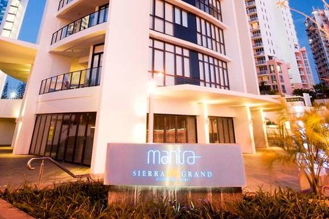 Mantra Sierra Grand - Accommodation Redcliffe 0