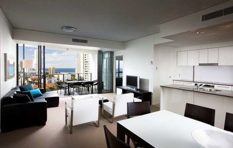 Mantra Sierra Grand - Accommodation Redcliffe 10