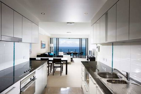 Mantra Sierra Grand - Accommodation Redcliffe 11