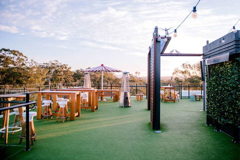 Mantra Southport Sharks - Accommodation Redcliffe 1