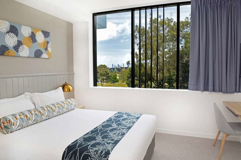 Mantra Southport Sharks - Accommodation Redcliffe 8