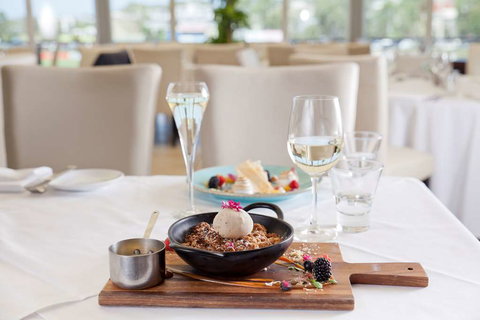 Mantra Southport Sharks - Accommodation Redcliffe 10