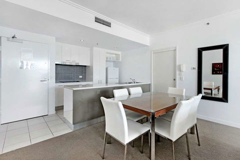 ULTIQA Freshwater Point Resort - Accommodation Redcliffe 7