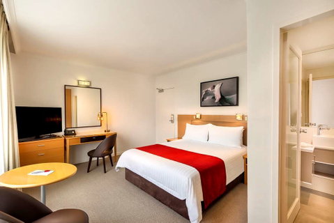 Best Western Plus Travel Inn Hotel - Accommodation Redcliffe 6