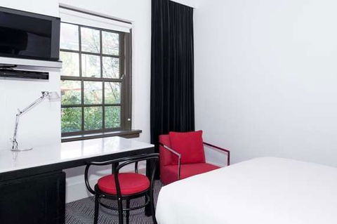Peppers Gallery Hotel, Canberra - Accommodation Redcliffe 3