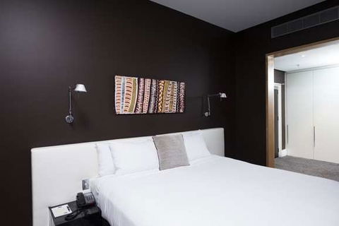 Peppers Gallery Hotel, Canberra - Accommodation Redcliffe 7
