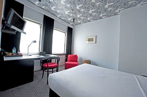Peppers Gallery Hotel, Canberra - Accommodation Redcliffe 9
