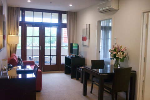 Quest Canberra - Accommodation Redcliffe 6