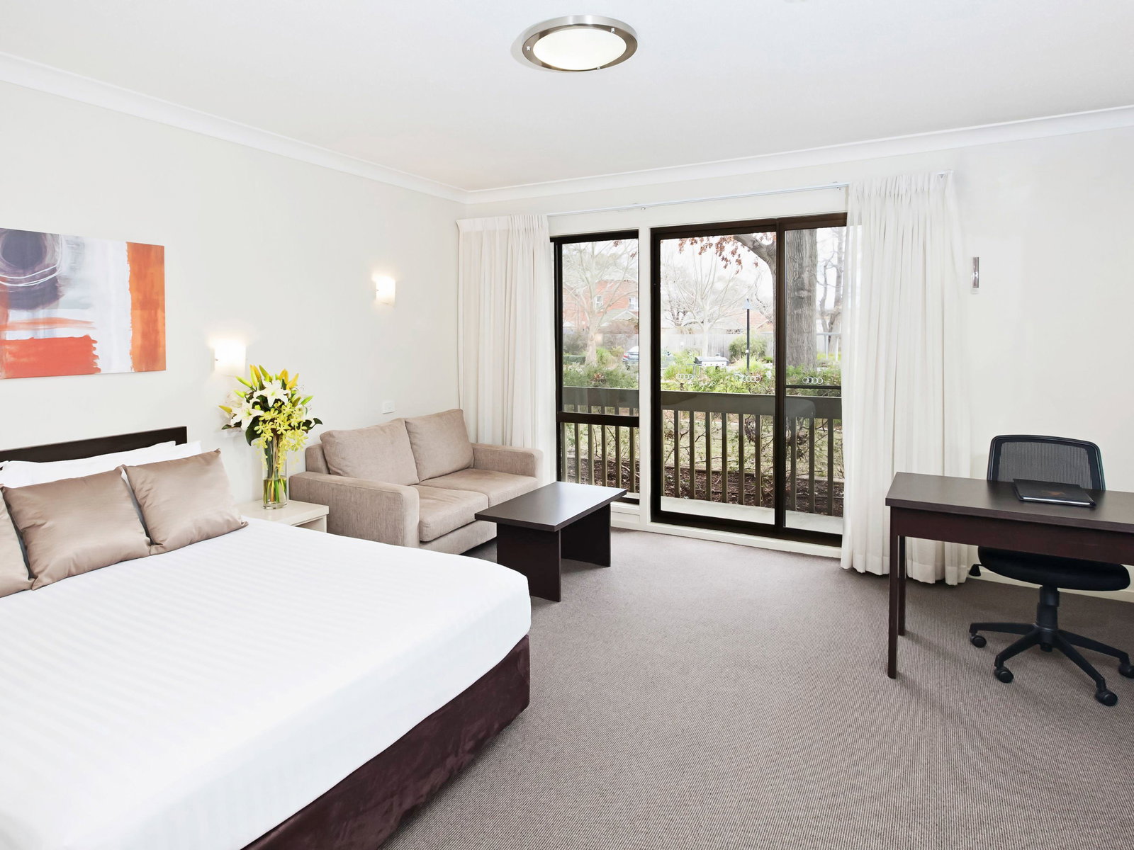 Ainslie ACT Accommodation Redcliffe