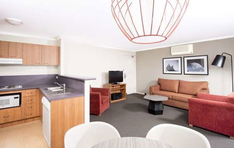 Mantra On Northbourne - Accommodation Redcliffe 6