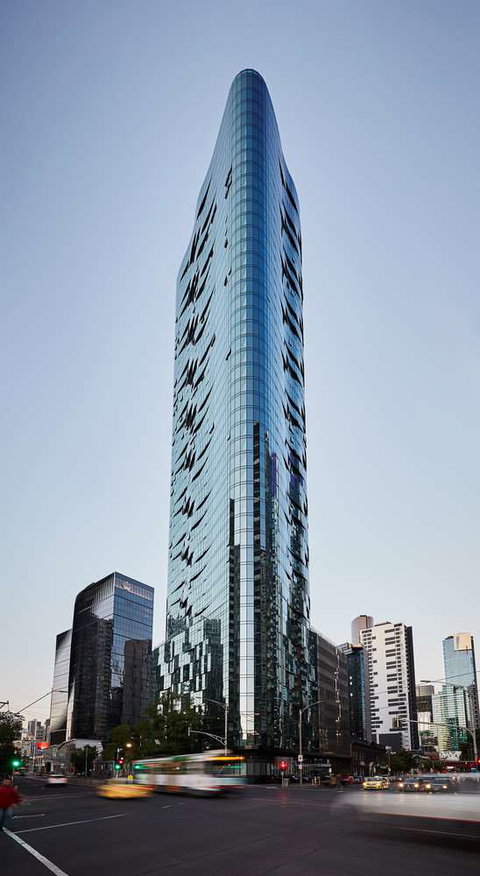 Shadow Play Melbourne by Peppers - Accommodation Redcliffe 1