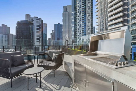 Shadow Play Melbourne by Peppers - Accommodation Redcliffe 17