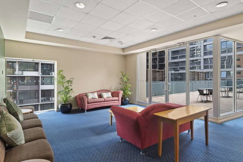 YEHS Hotel Melbourne CBD - Accommodation Redcliffe 11