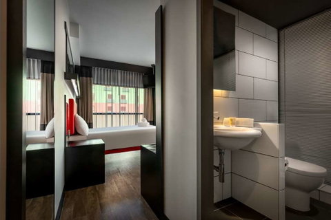 Essence Hotel Carlton - Accommodation Redcliffe 5